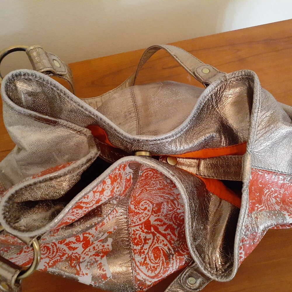 Jasper & Jerra Leather Metallic Print Bag - Picture 8 of 15